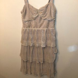 Dynamite Shimmer Tiered Party Dress Medium